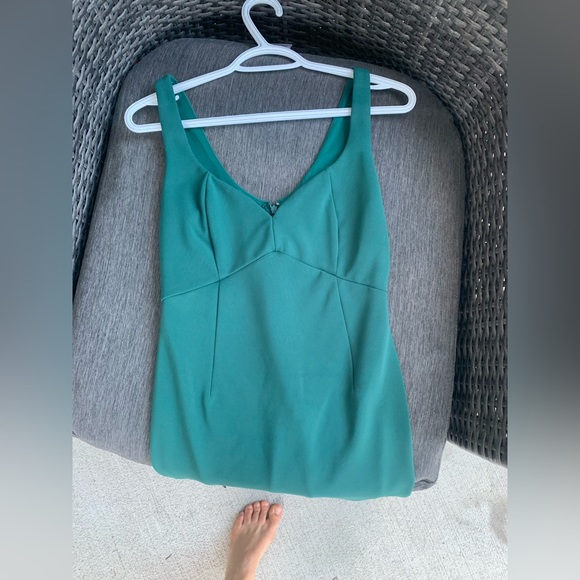 Green le chateau holiday dress - Picture 2 of 3